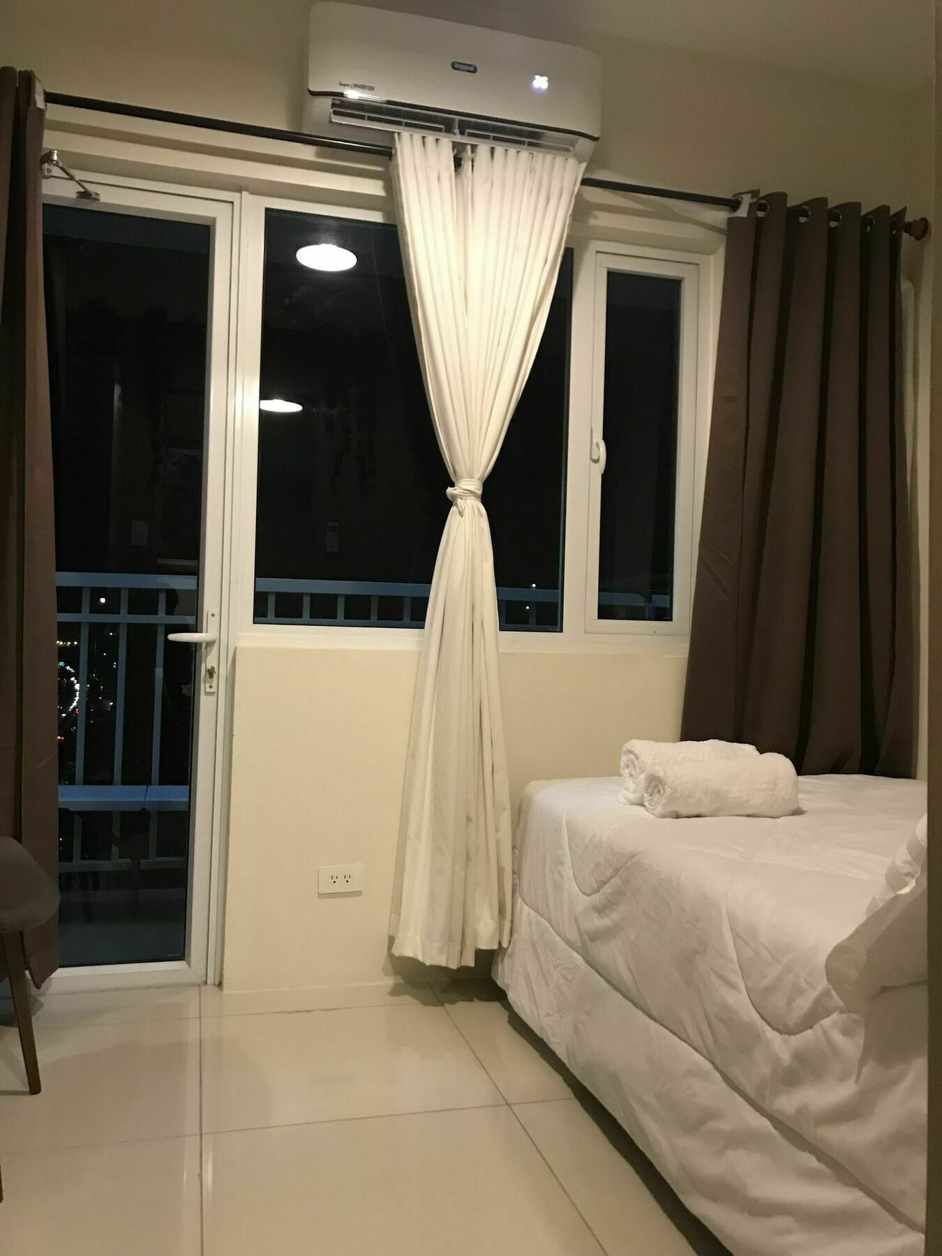 Apartment Rbb Breeze Residences Manila